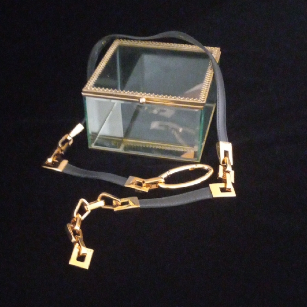 ST JOHN Vintage Gold-Tone Link And Black Leather Belt Made In Italy 32"-37" L